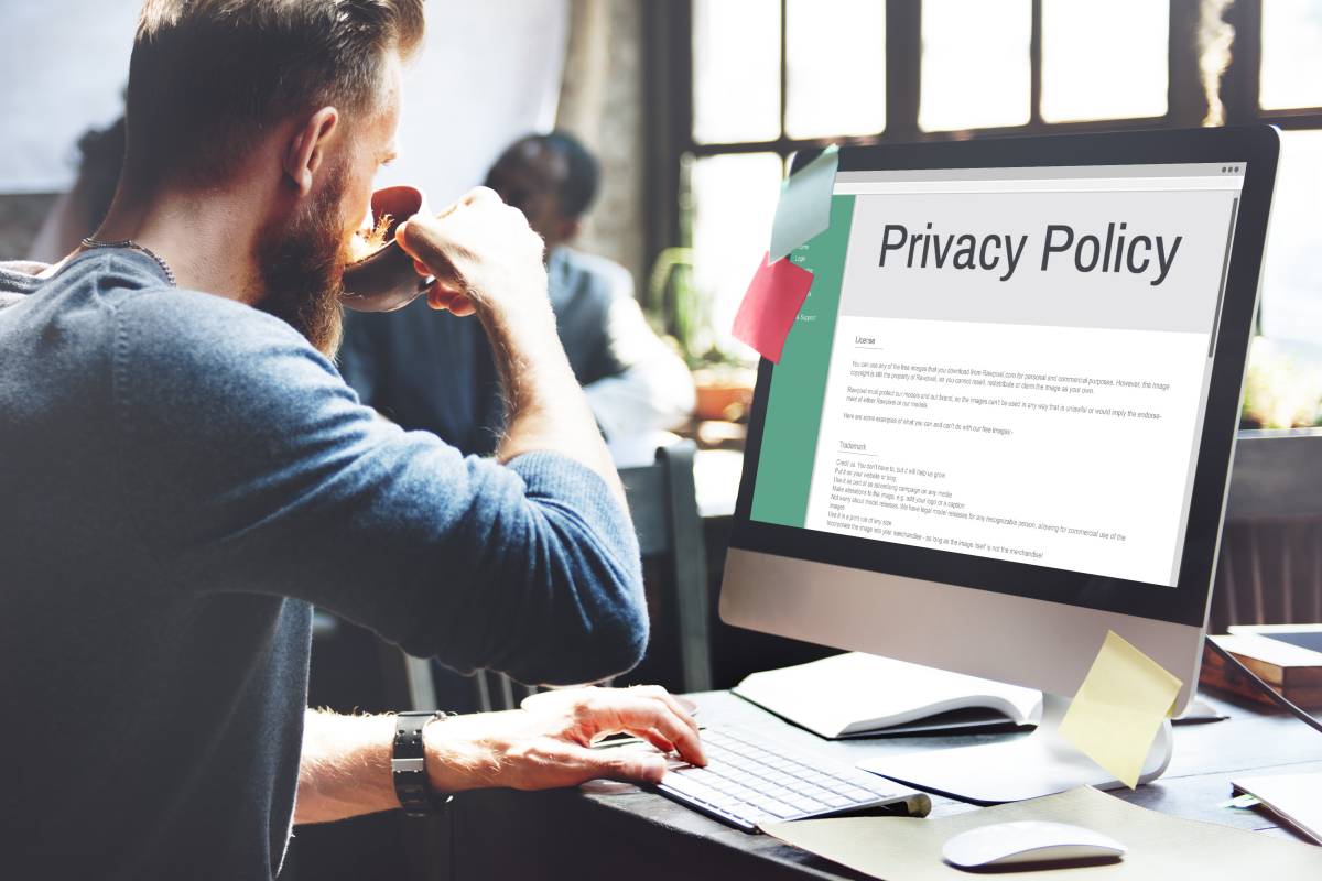 Rayova Privacy Policy